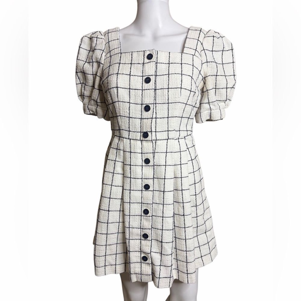 Elegant Checkered Puff Sleeve Dress